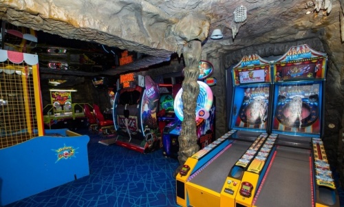 Underground Tokio Video Arcade