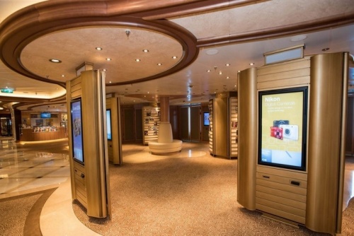 Photo & Video Gallery