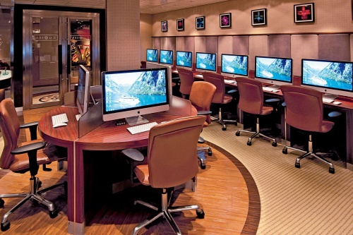 ???????????? ????? Computer University@Sea