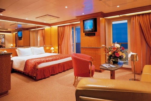 Junior сьют (JS)