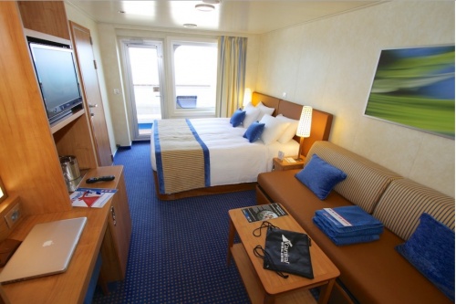 Каюта с балконом на корме (8M)