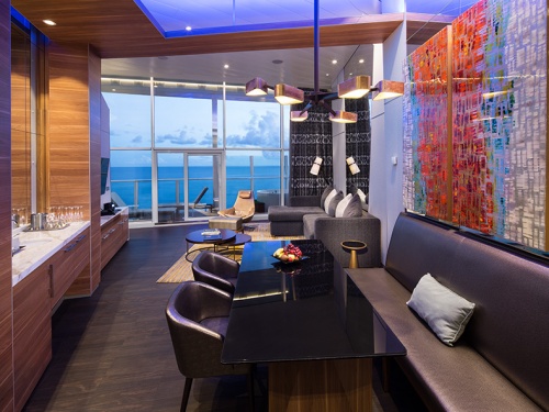 Grand Loft ???? (GL)