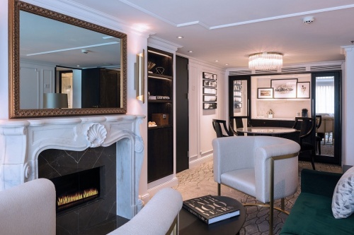 Crystal сьют с французским балконом (CP)