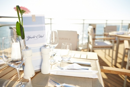Yacht Club Restaurant