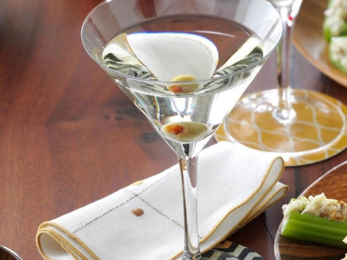 ??? Shakers Martini & Cocktail