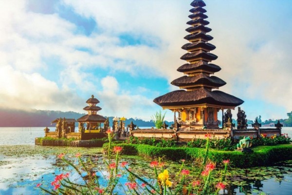 Беноа, о. Бали (Индонезия)